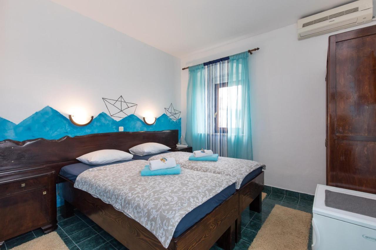 Pape Punat Apartmani I Sobe Dış mekan fotoğraf