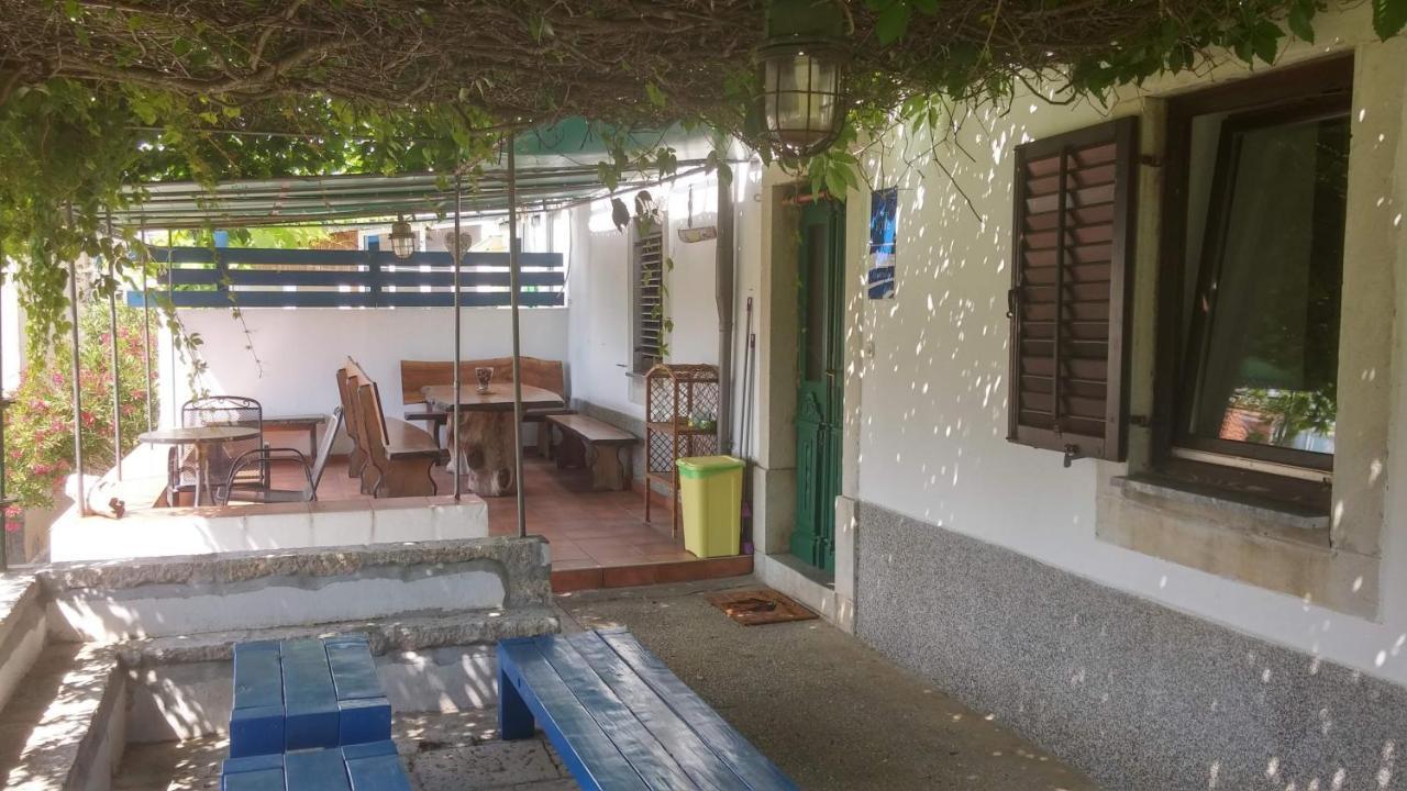 Pape Punat Apartmani I Sobe Dış mekan fotoğraf