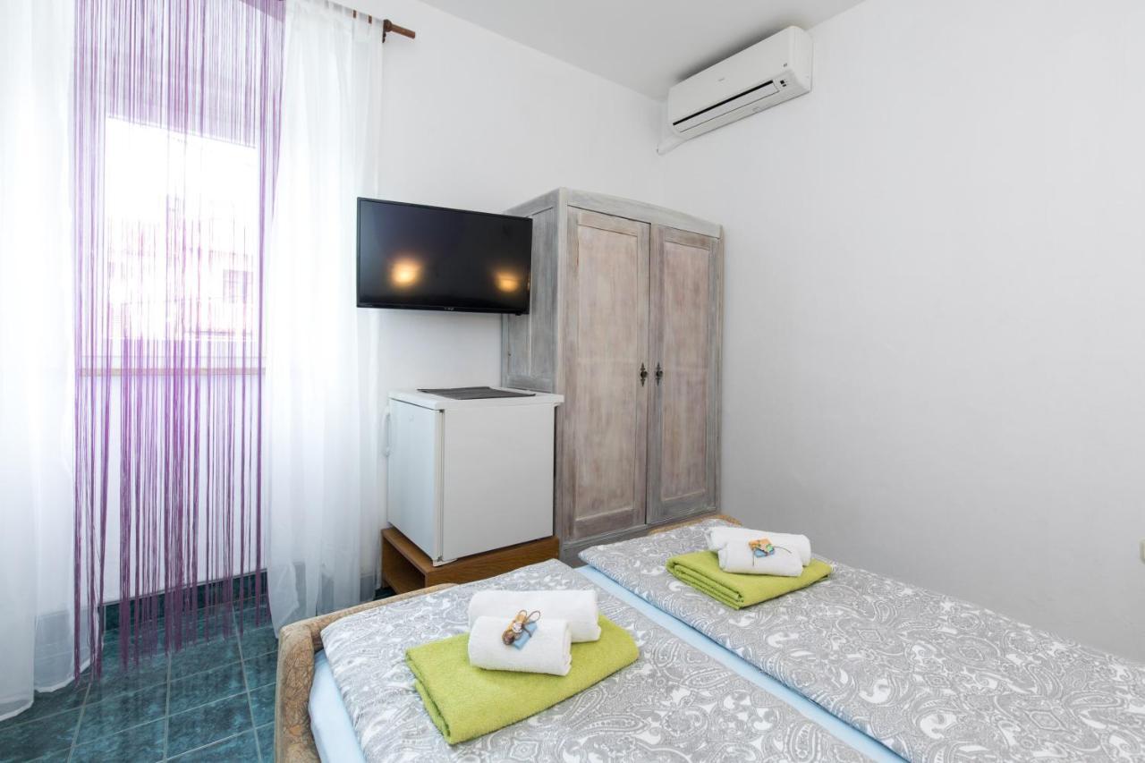 Pape Punat Apartmani I Sobe Dış mekan fotoğraf