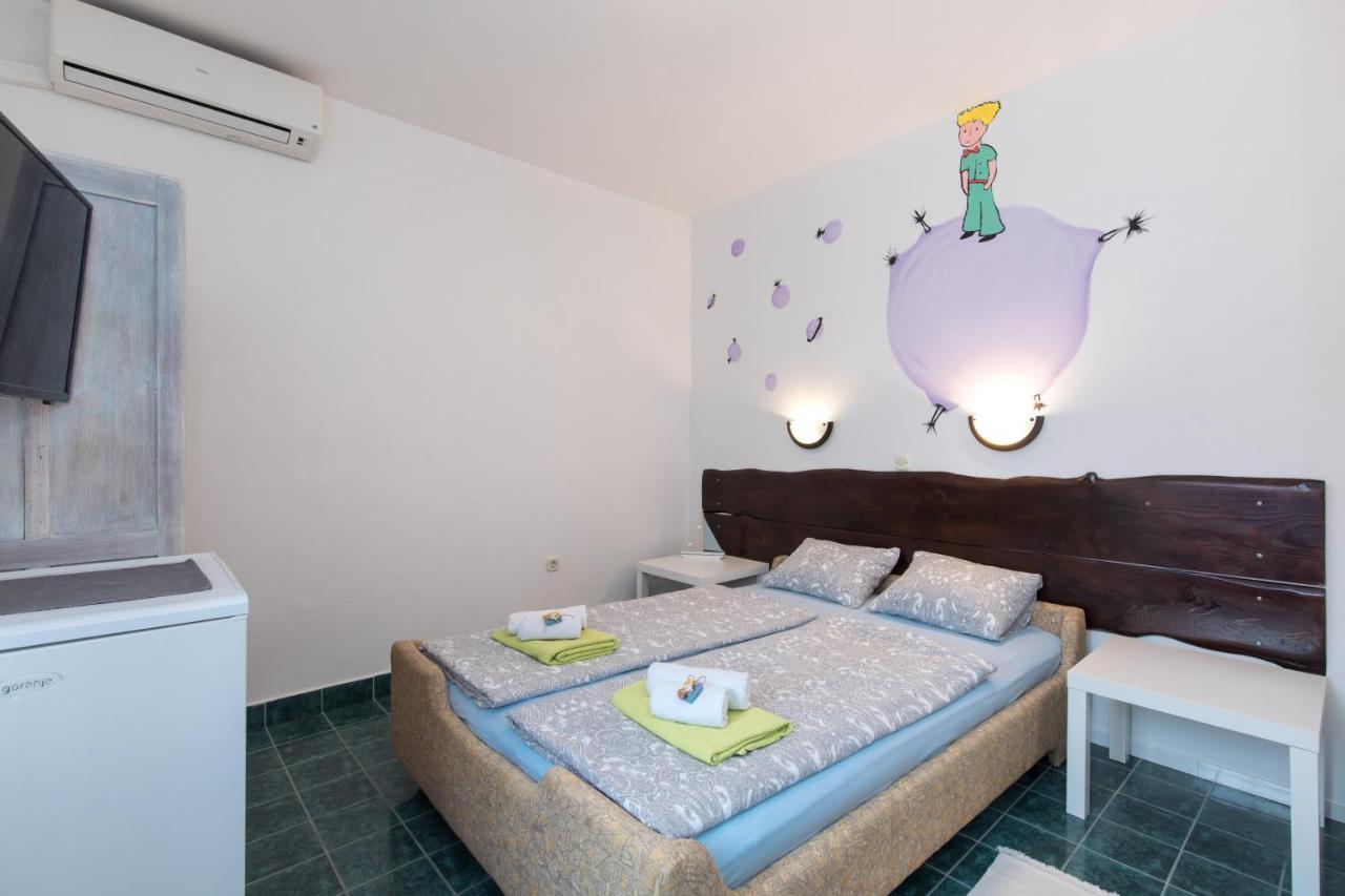 Pape Punat Apartmani I Sobe Dış mekan fotoğraf