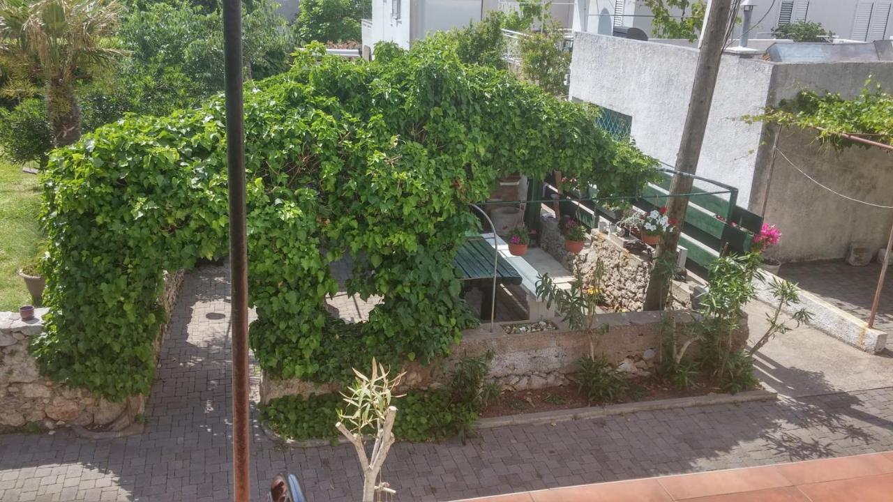 Pape Punat Apartmani I Sobe Dış mekan fotoğraf