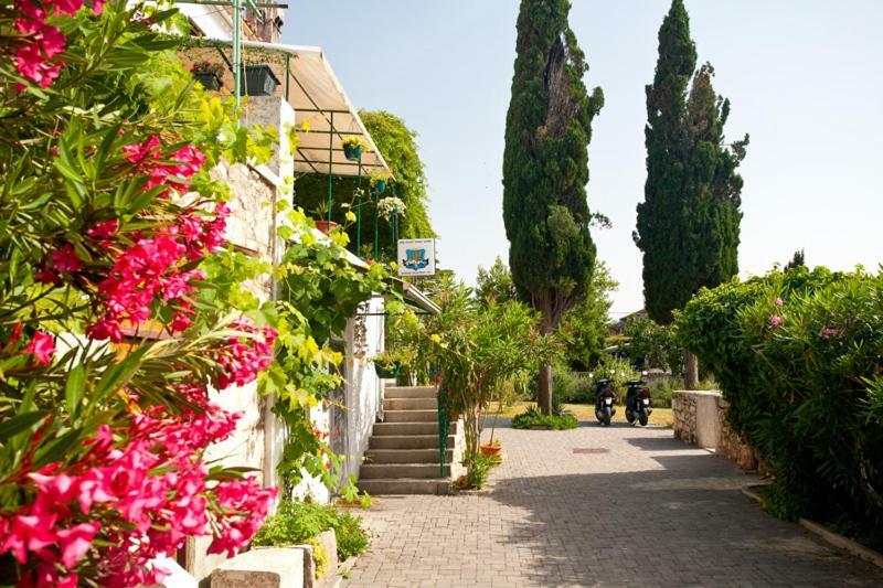Pape Punat Apartmani I Sobe Dış mekan fotoğraf